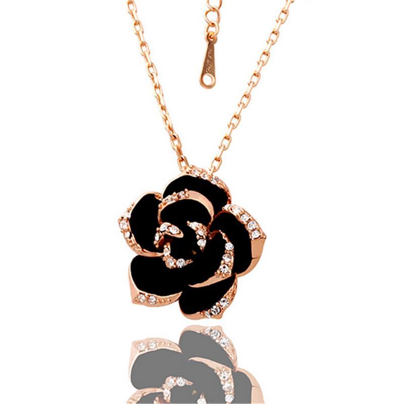 Conjunto de Colar Brincos e Anel Essence