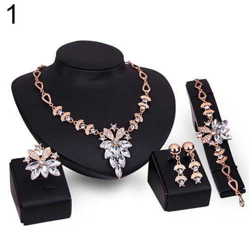 Conjunto de Colar Anel Brinco e Pulseira Crystal Clear